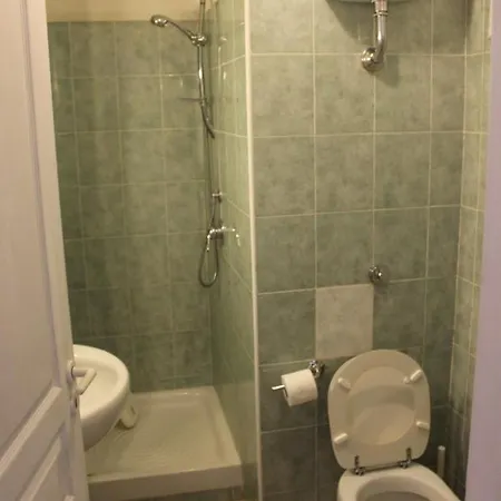 Trilocale In Con Piscina A 200 M Dal Mare Linguizzetta