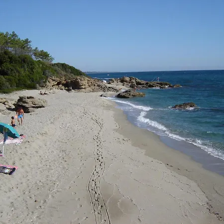 Διαμέρισμα Trilocale In Con Piscina A 200 M Dal Mare Linguizzetta
