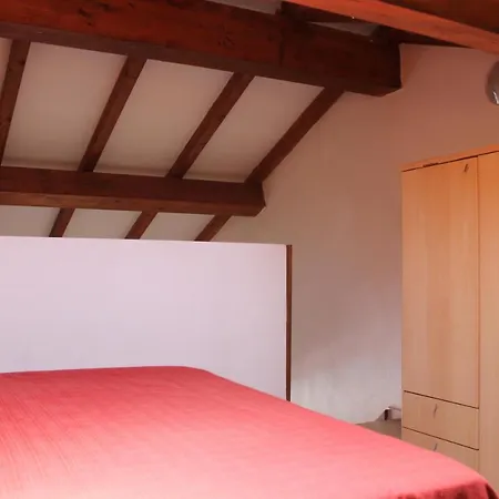 Trilocale In Con Piscina A 200 M Dal Mare *