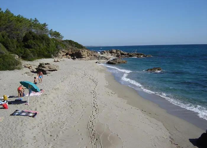 Apartamento Trilocale In Con Piscina A 200 M Dal Mare Linguizzetta