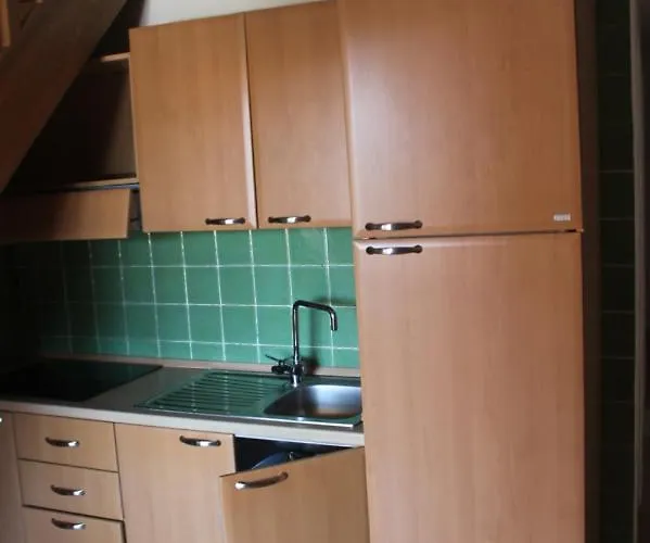 Apartamento Trilocale In Con Piscina A 200 M Dal Mare Linguizzetta