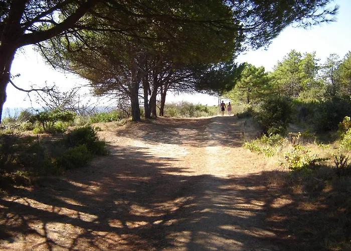 Apartamento Trilocale In Con Piscina A 200 M Dal Mare *